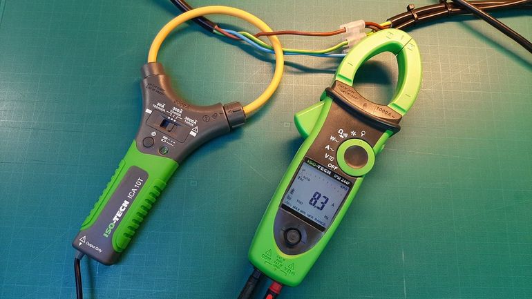 Цифровой измеритель мощности для определения ВА и Вт нагрузки
